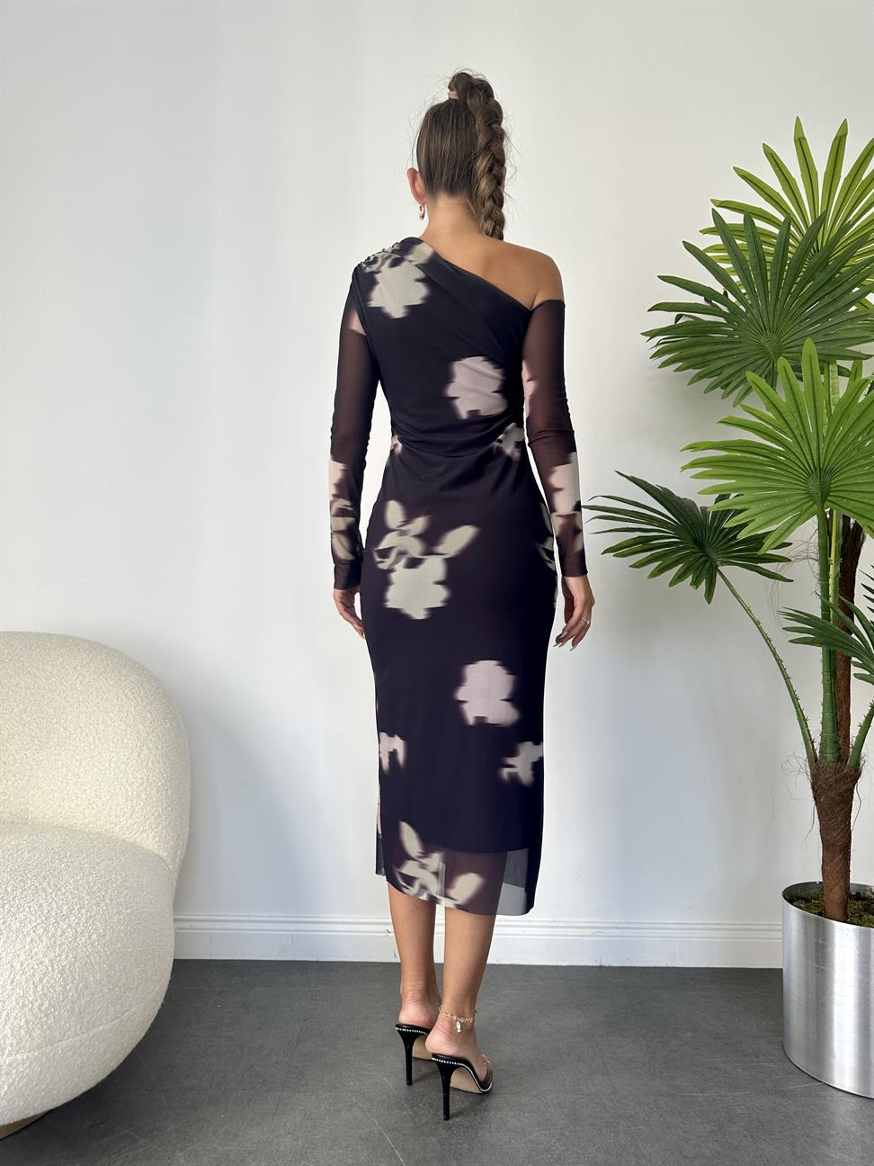 Siyah Tek Kol Batik Desen Kadın Elbise