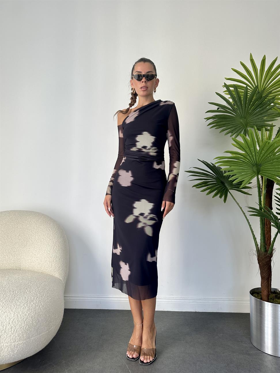 Siyah Tek Kol Batik Desen Kadın Elbise