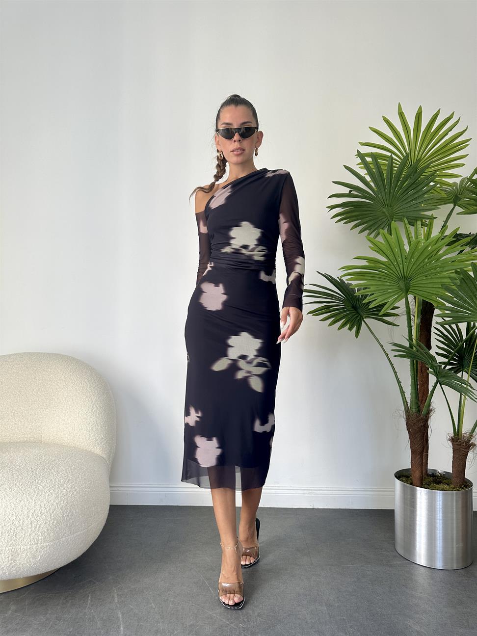 Siyah Tek Kol Batik Desen Kadın Elbise