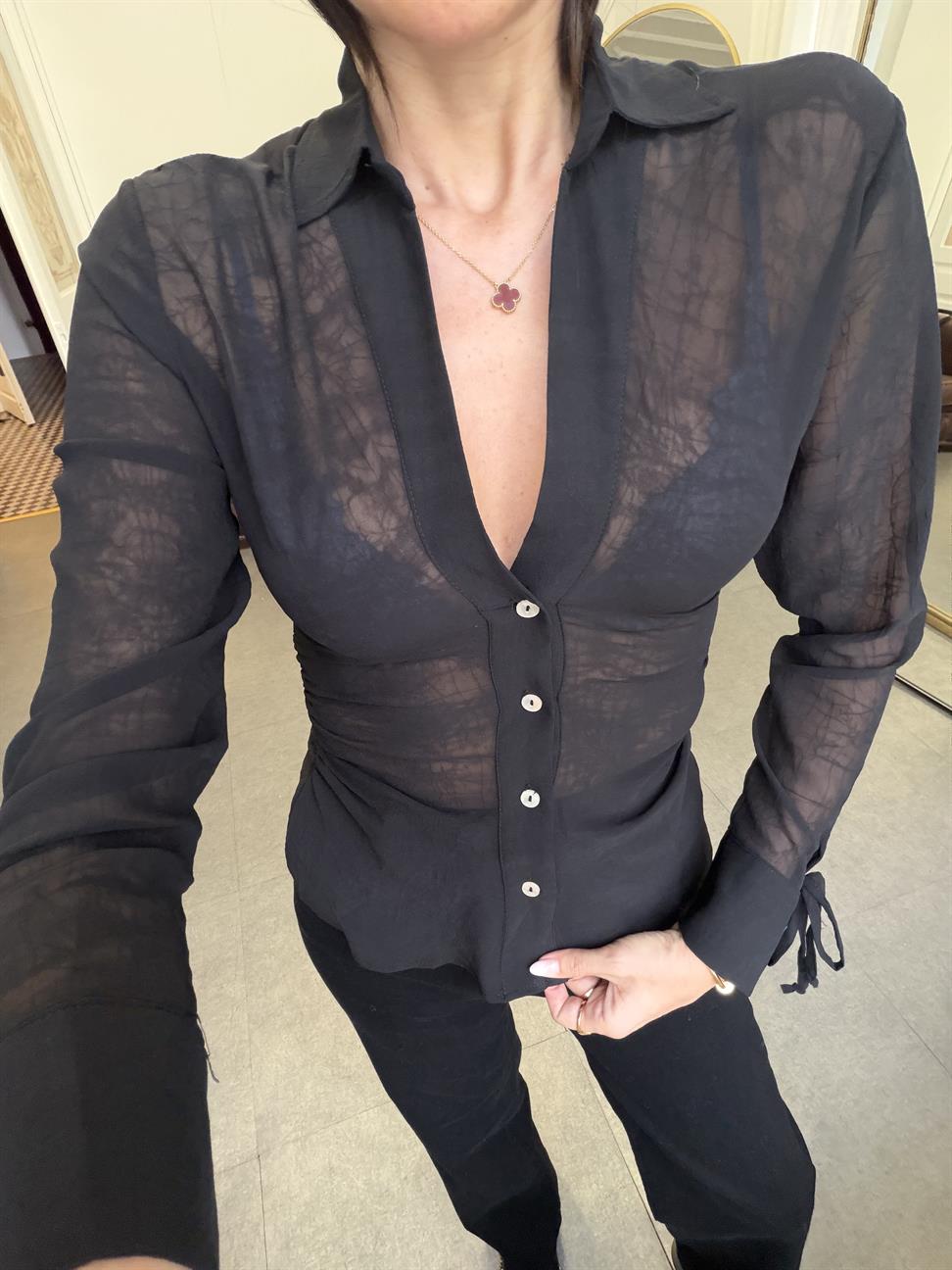 Siyah Transparan Kraşlı Gömlek