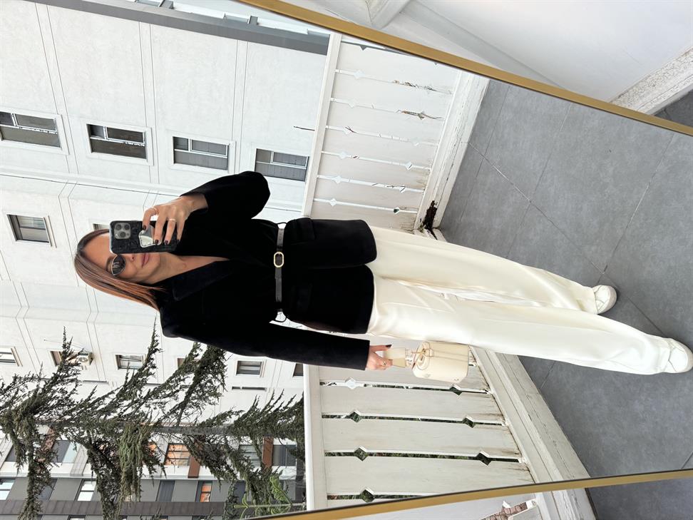 Siyah Tüylü Ceket