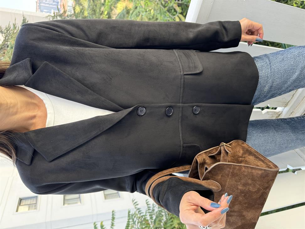 Siyah Üç Düğmeli Blazer Ceket