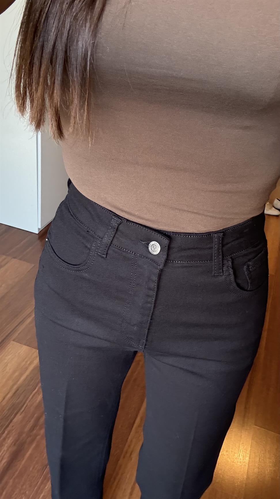 Siyah Ütü İzli Straight Jean Pantolon