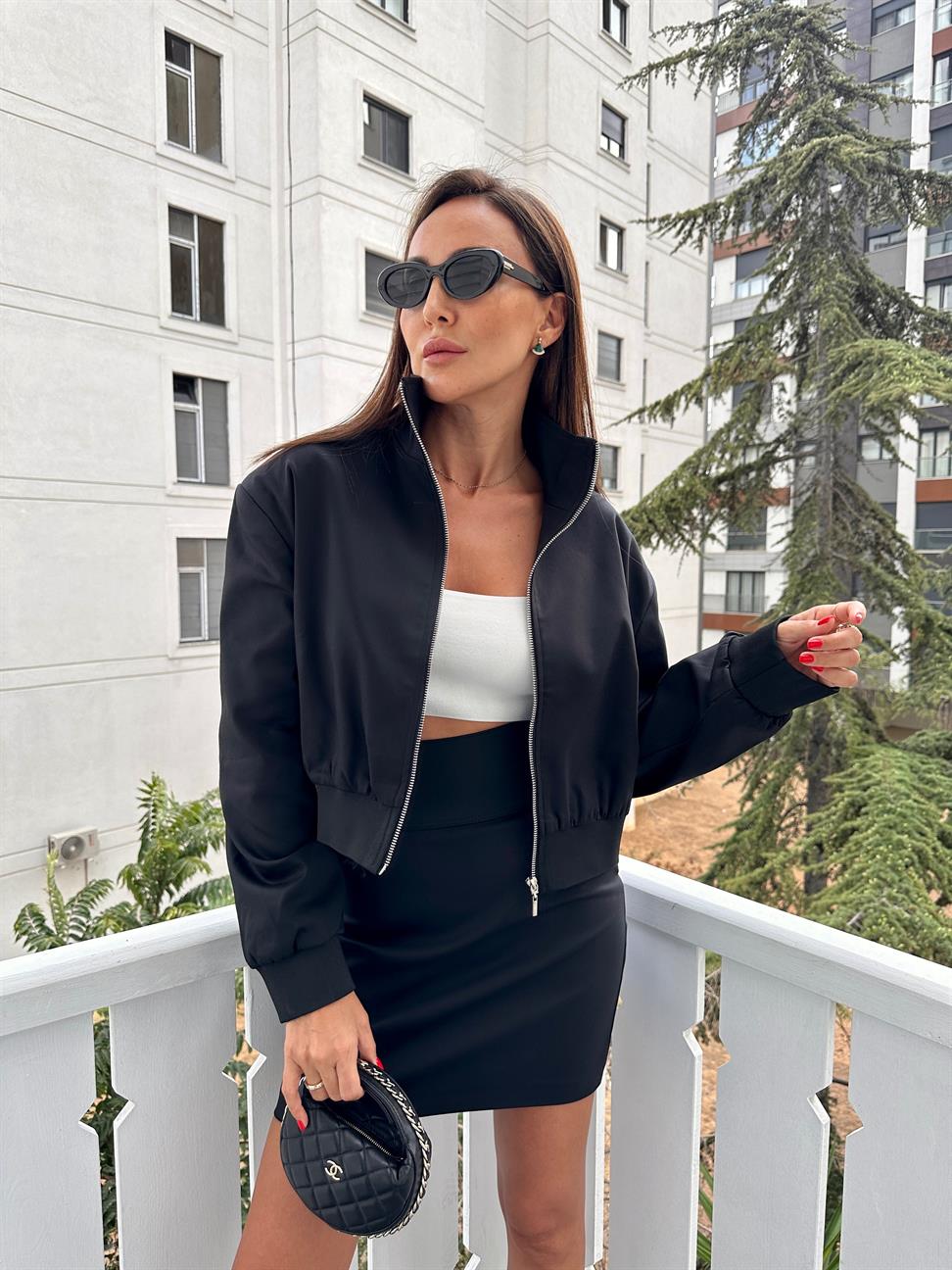 Siyah Vatka Detay Bomber Ceket