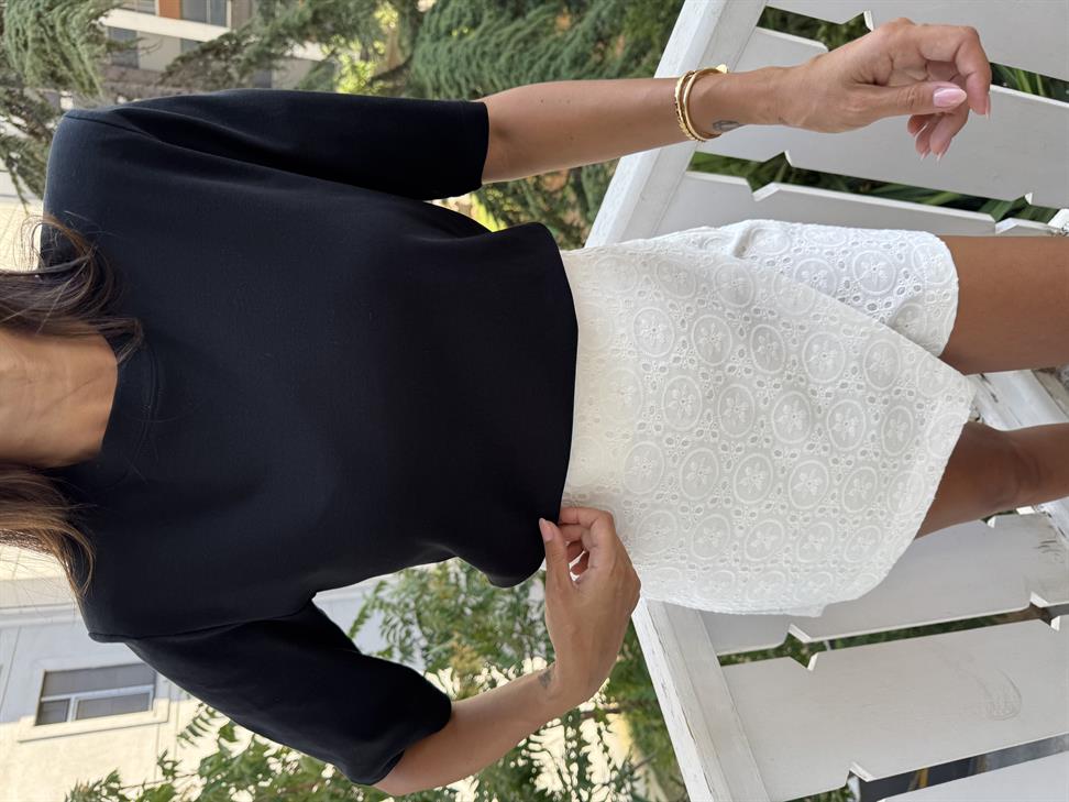 Siyah Vatkalı Basic Tişört