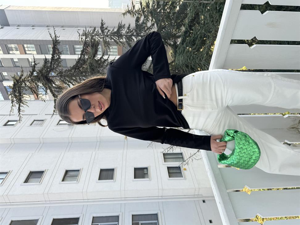 Siyah Vatkalı Sweatshirt