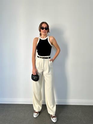 Siyah Yakası Şeritli Atlet Bluz