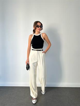 Siyah Yakası Şeritli Atlet Bluz