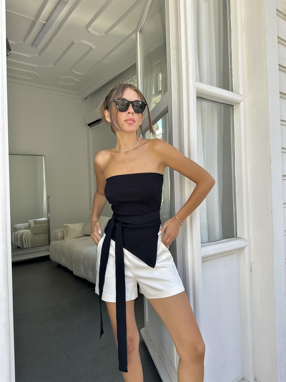 Siyah  Yandan Verevli Bluz