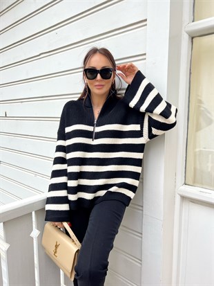 Siyah Yarım Balıkçı Beyaz Şeritli Yakası Fermuar Detay Kazak