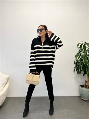 Siyah Yarım Balıkçı Beyaz Şeritli Yakası Fermuar Detay Kazak