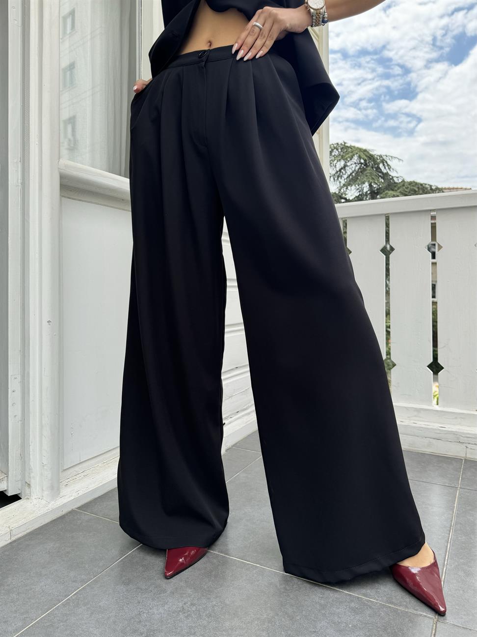 Siyah Yelek Pantolon Takım