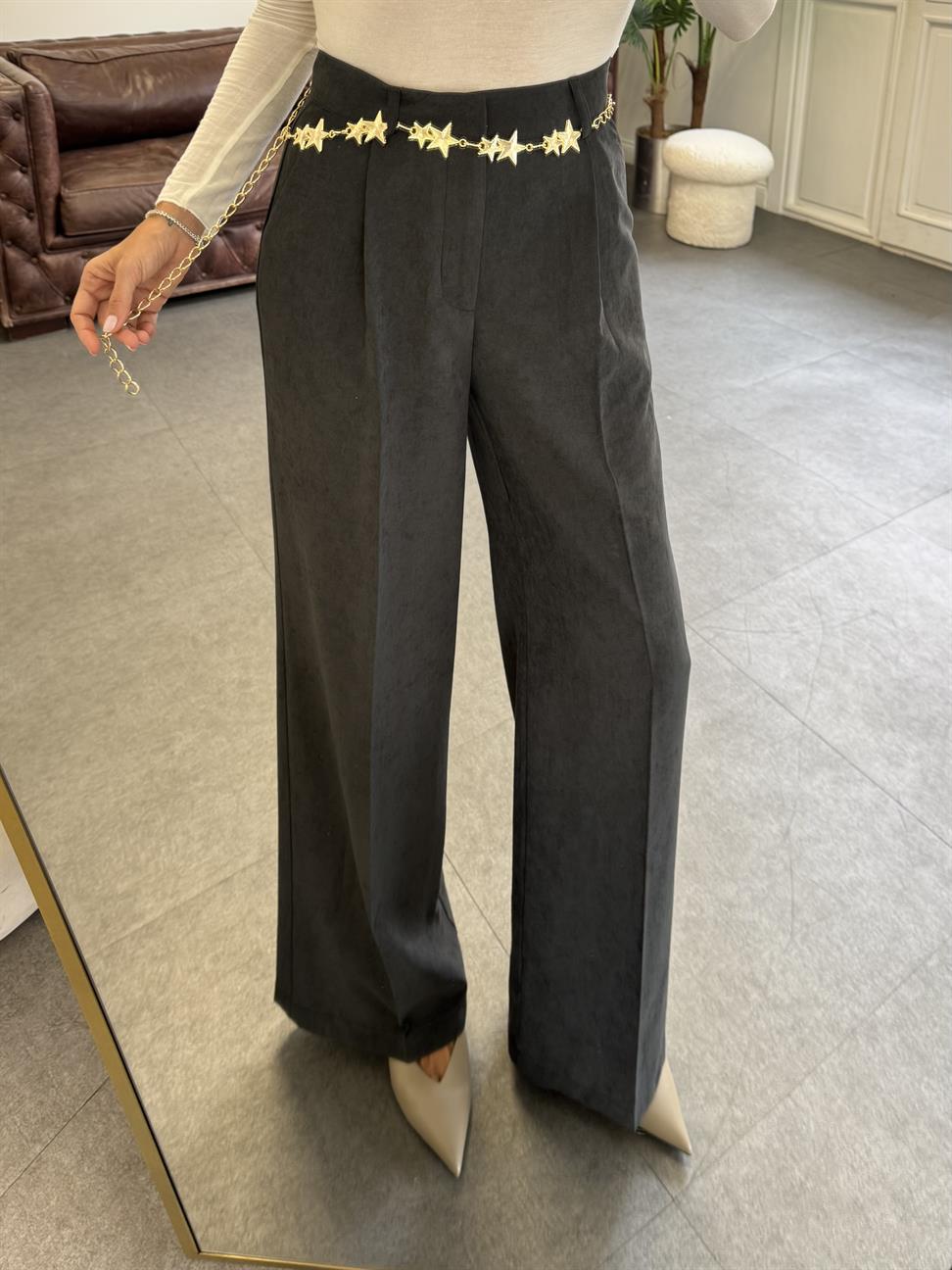 Siyah Zincir Tasarımlı Pantolon