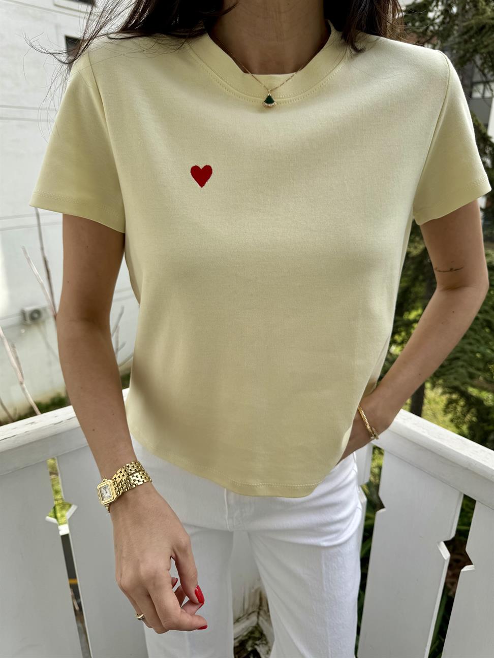 Soft Sarı Kalpli Tişört