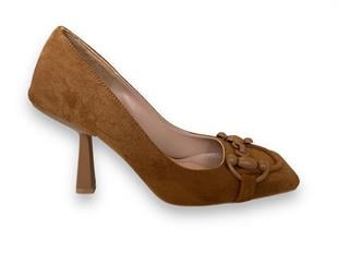 Taba Aksesuar Detaylı Topuklu Ayakkabı