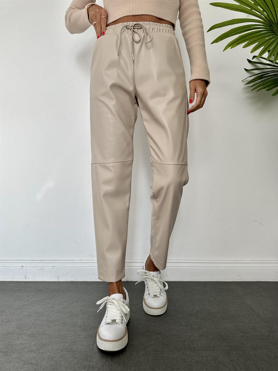 Taş Rengi Dizi Dikişli Bağcıklı ve Beli Lastikli Deri Pantolon