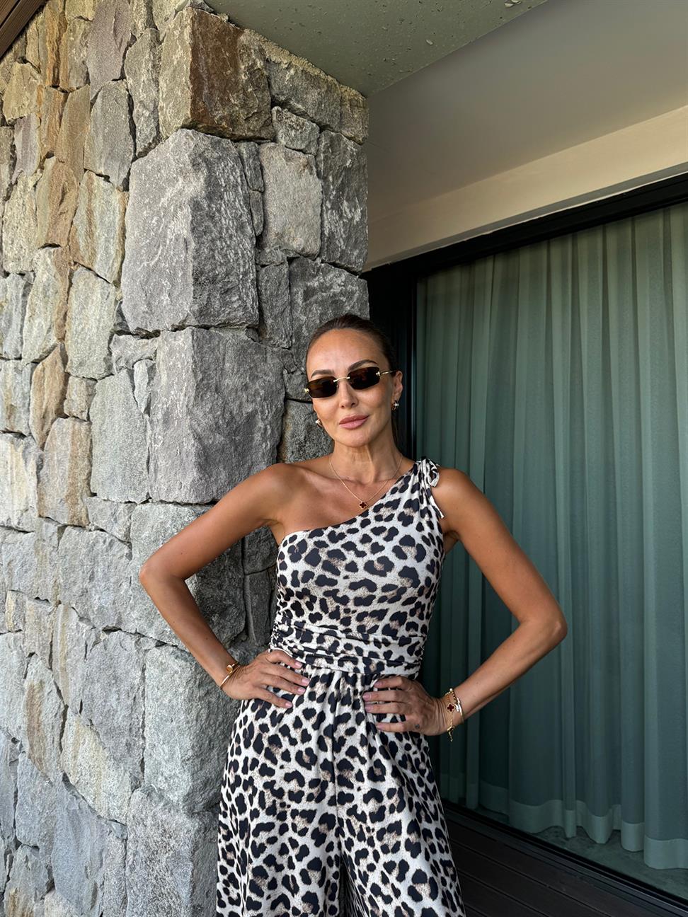 Tek Omuz Leopar Tulum