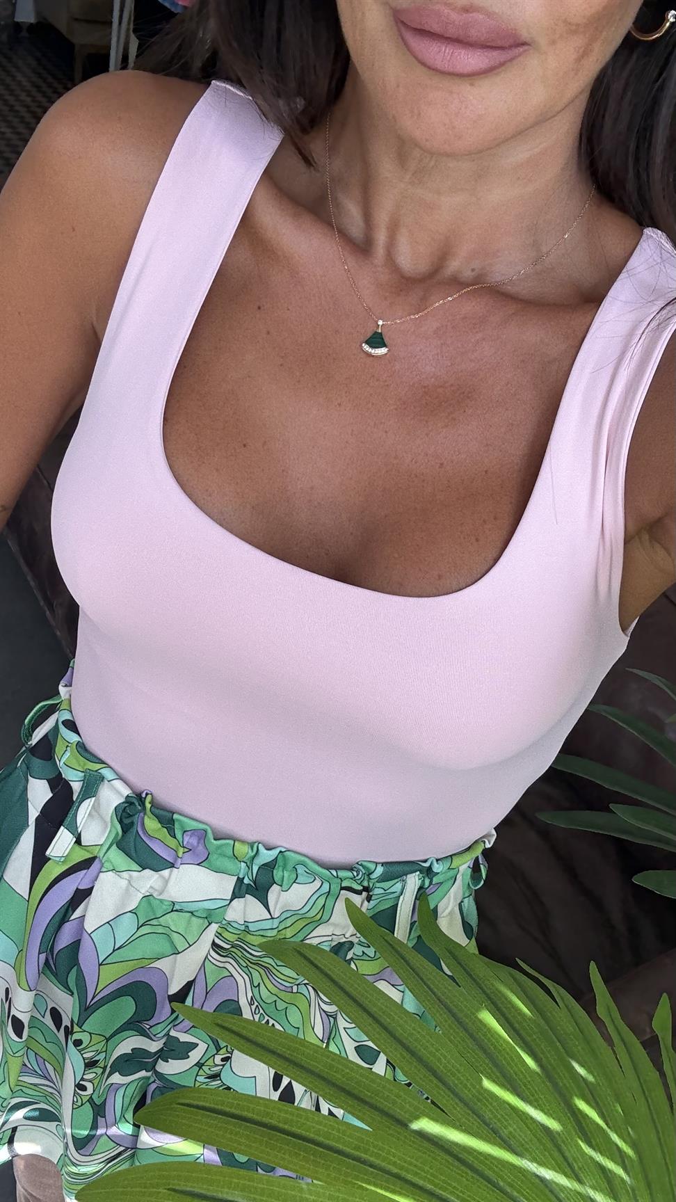 Toz Pembe U Yakalı Bluz