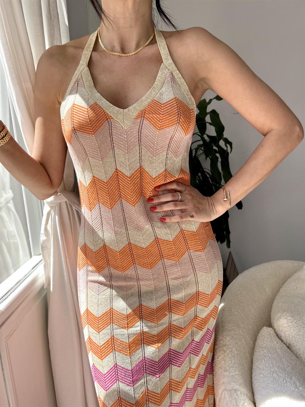 Turuncu Renkli Zig-Zag Örgü Tasarım Elbise