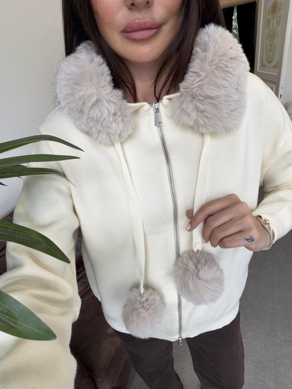 Vanilya Korsman Kürklü Fermuarlı Kazak