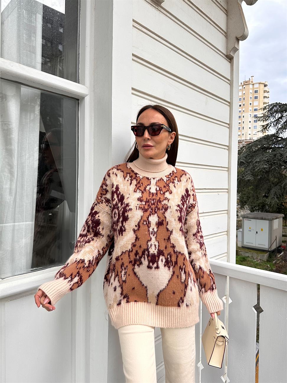 Vanilya Şardonlu Balıkçı Yaka Kazak