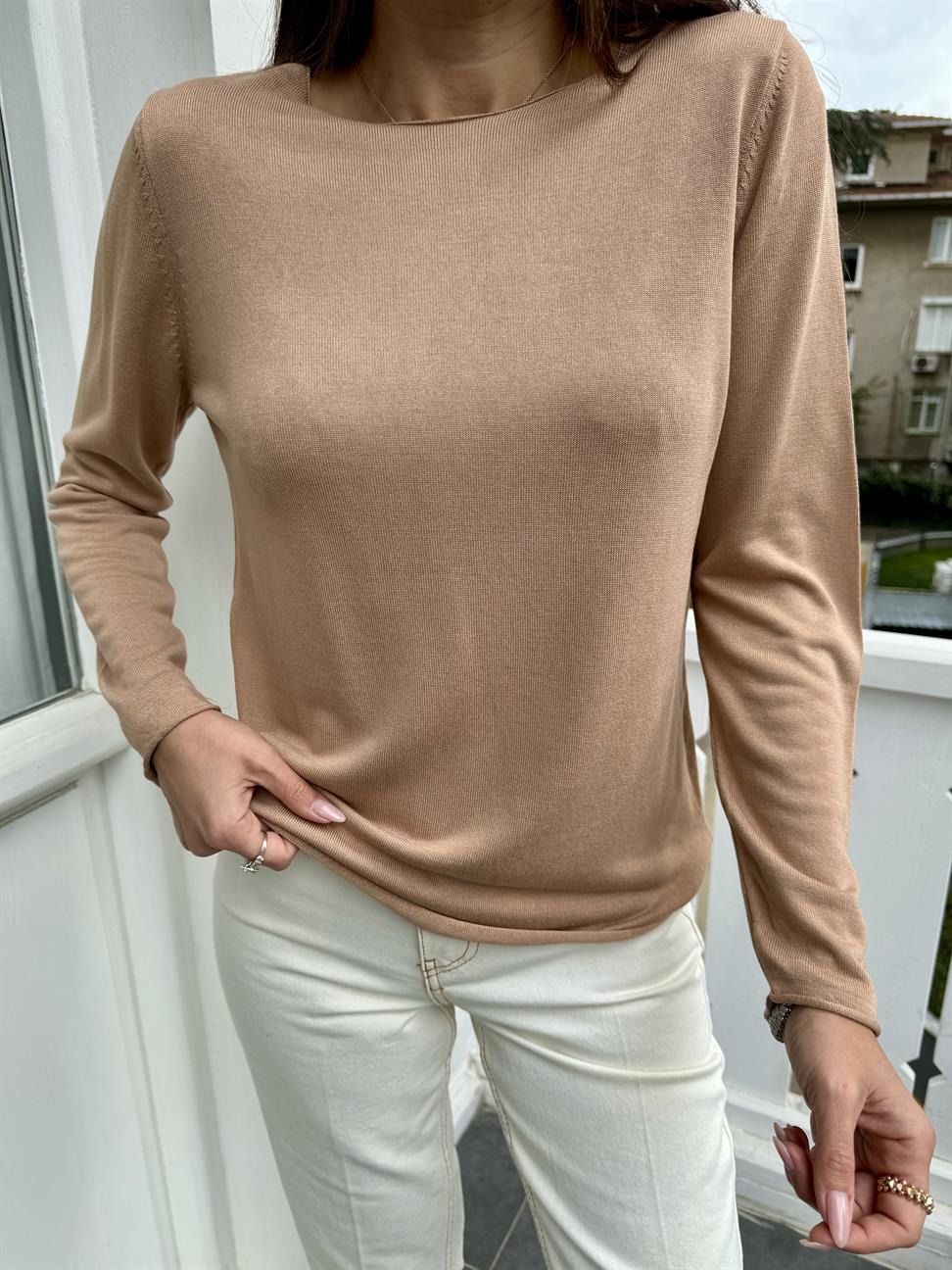 Vizon Açık Yaka Triko