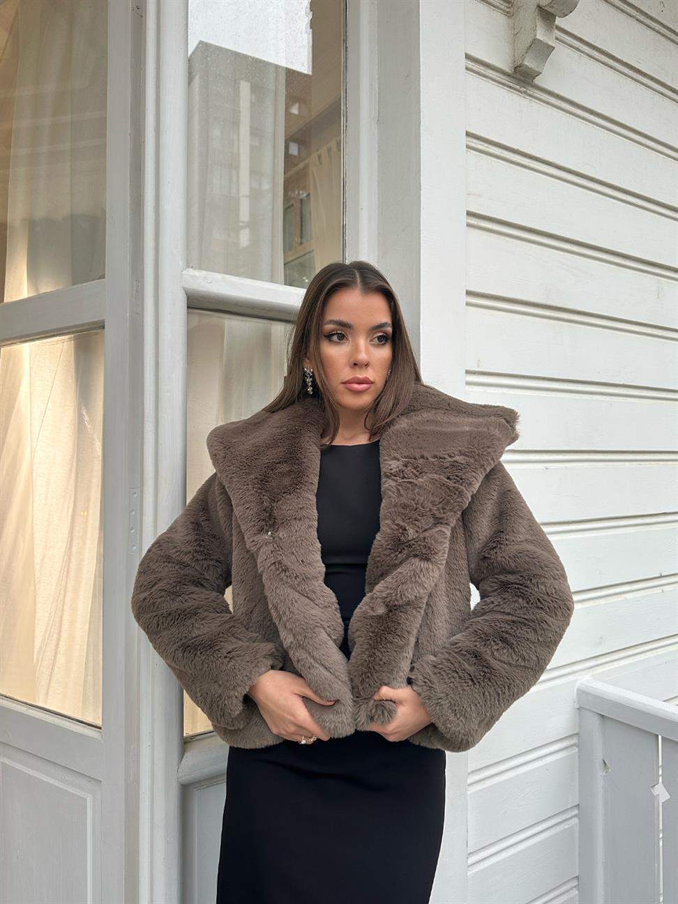 Vizon Astarlı Peluş Kürk Ceket