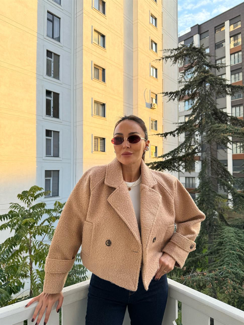 Vizon Kısa Buklet Ceket