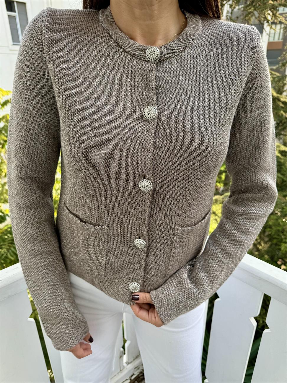 Vizon Parlak Taş Düğmeli Cepli Hırka