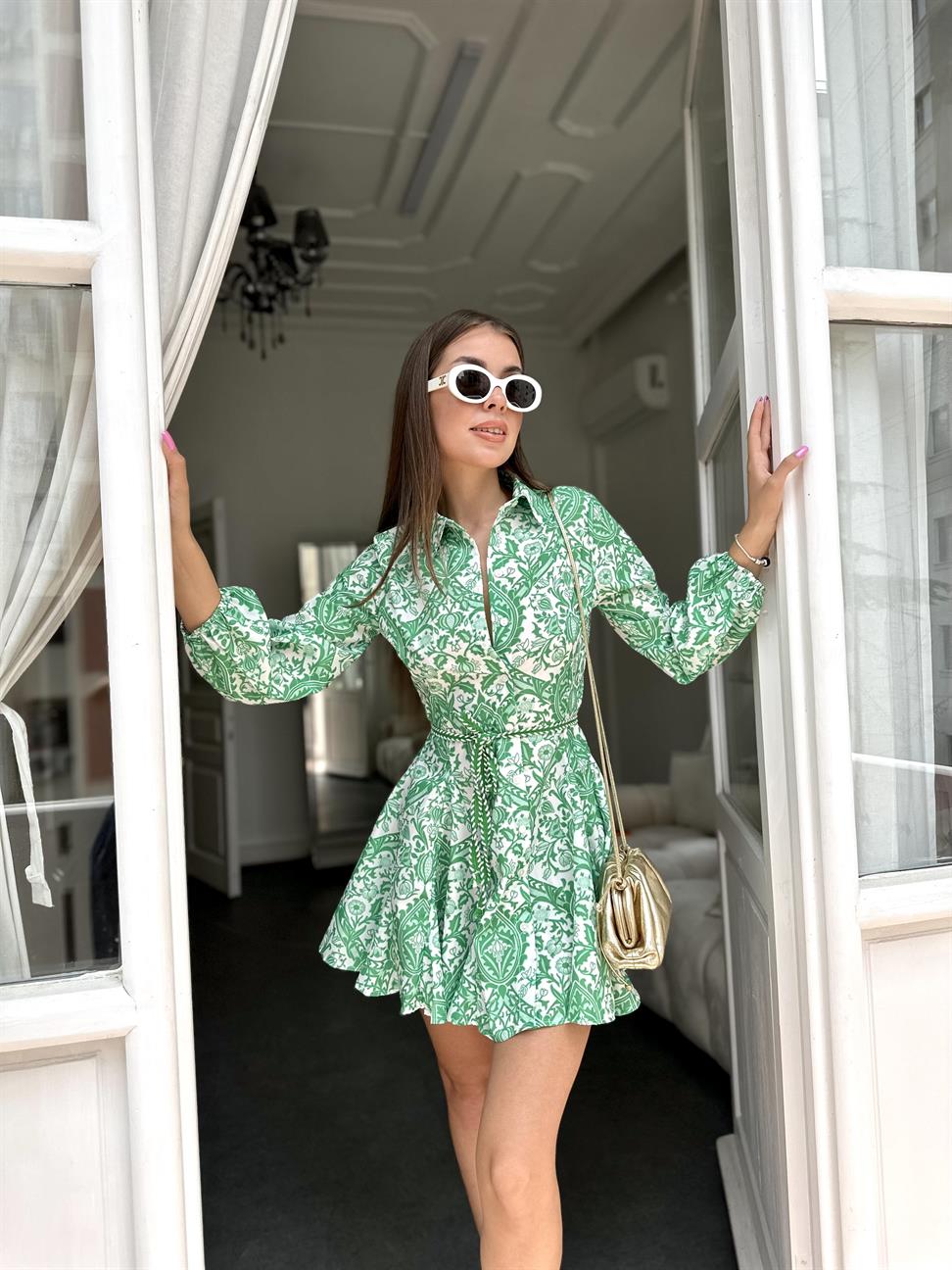 Yeşil Asimetrik Etek Kısa Elbise