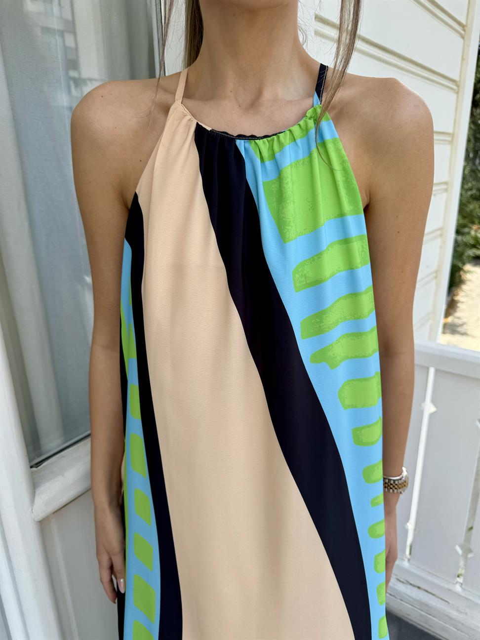 Yeşil Boyundan Bağlamalı Desenli Elbise