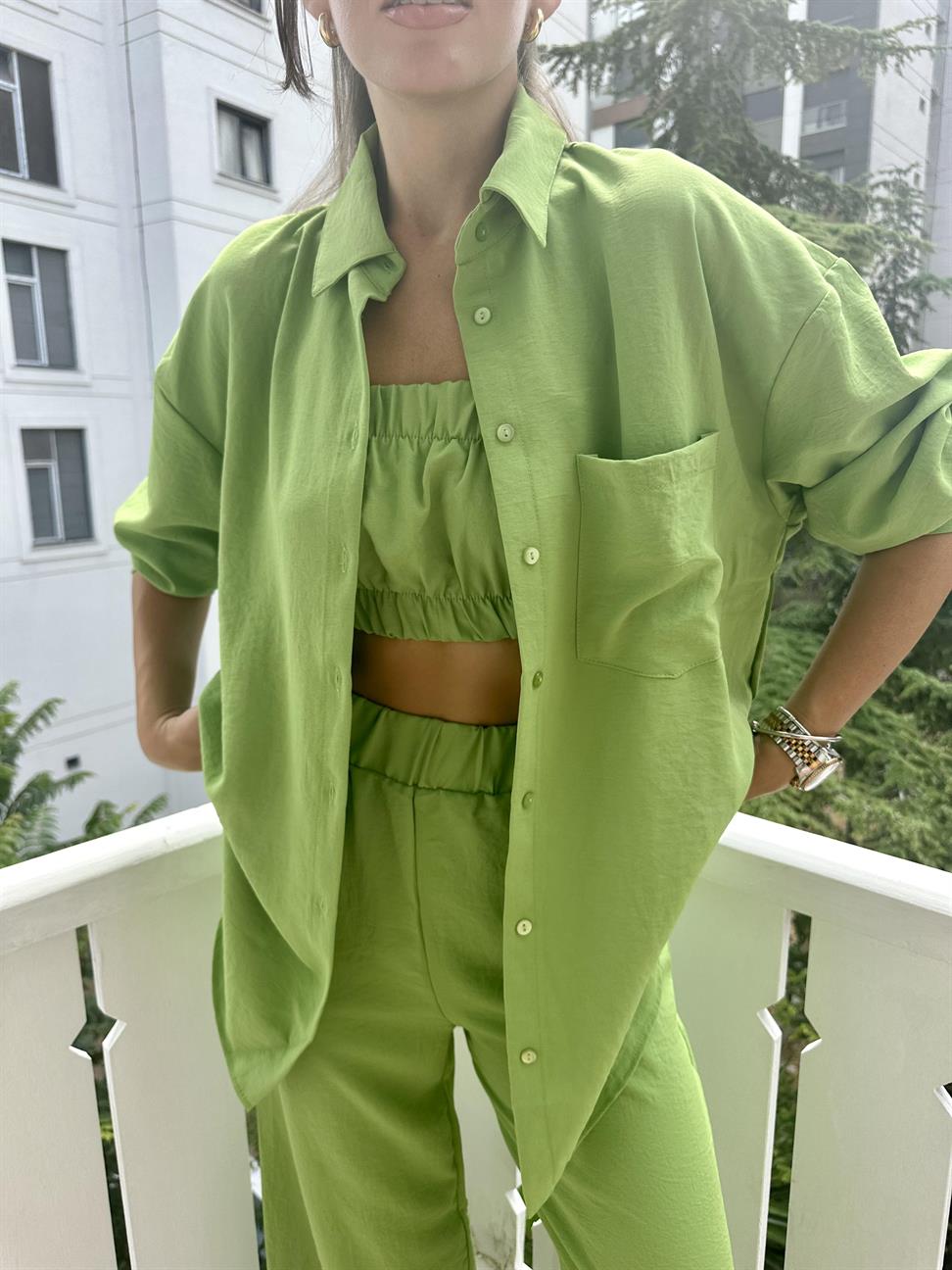 Yeşil Büstiyerli Kadın Takım