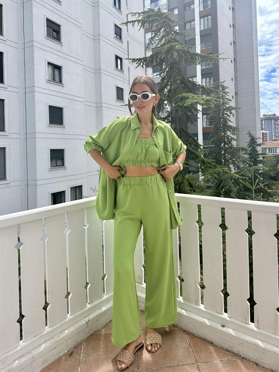 Yeşil Büstiyerli Kadın Takım