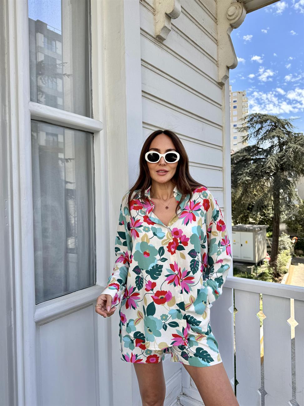 Yeşil Çiçekli Takım