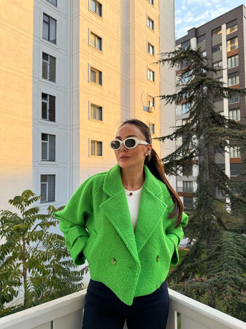 Yeşil Kısa Buklet Ceket