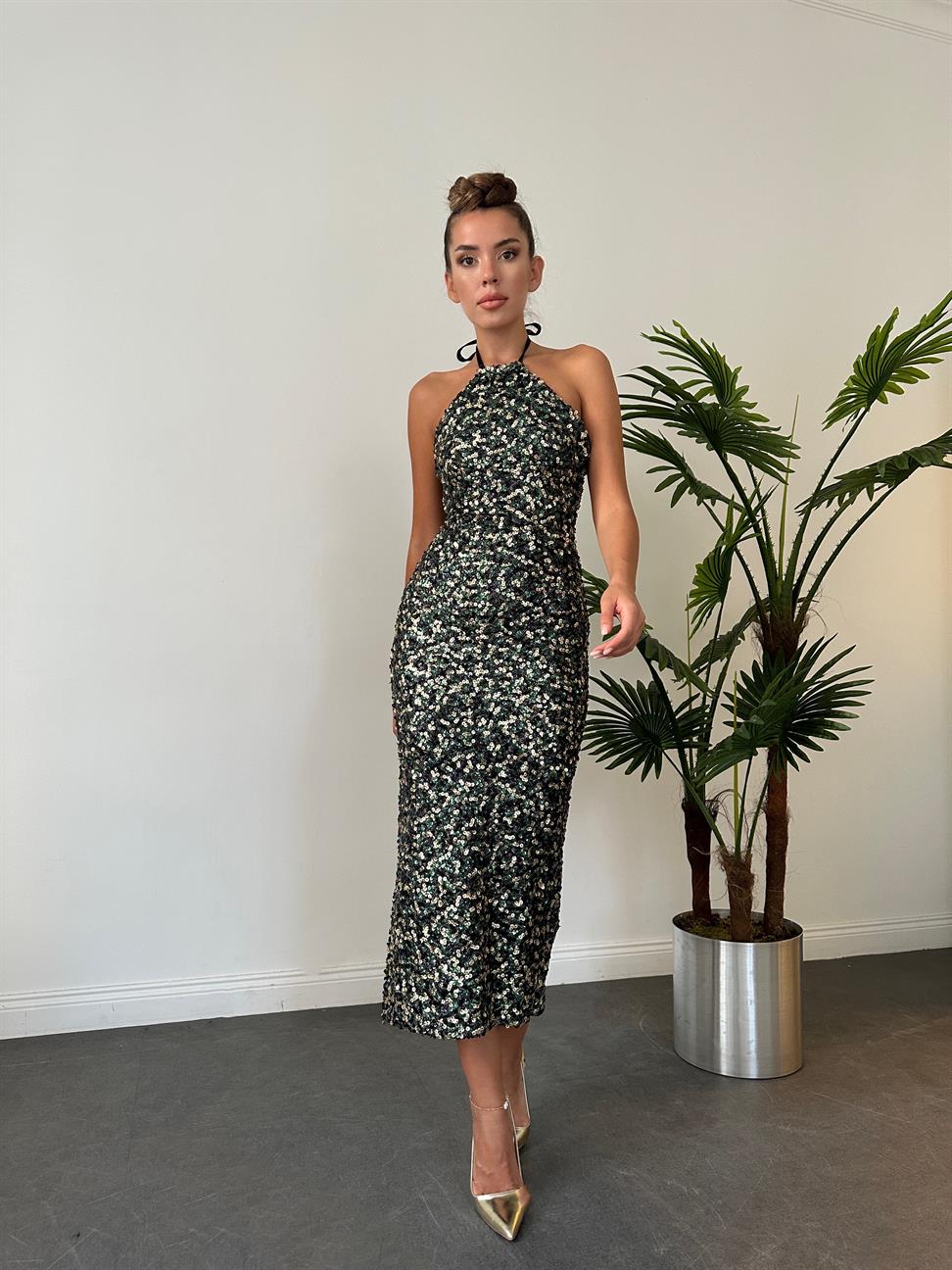 Yeşil-Siyah Payetli Boyundan Bağlamalı Elbise