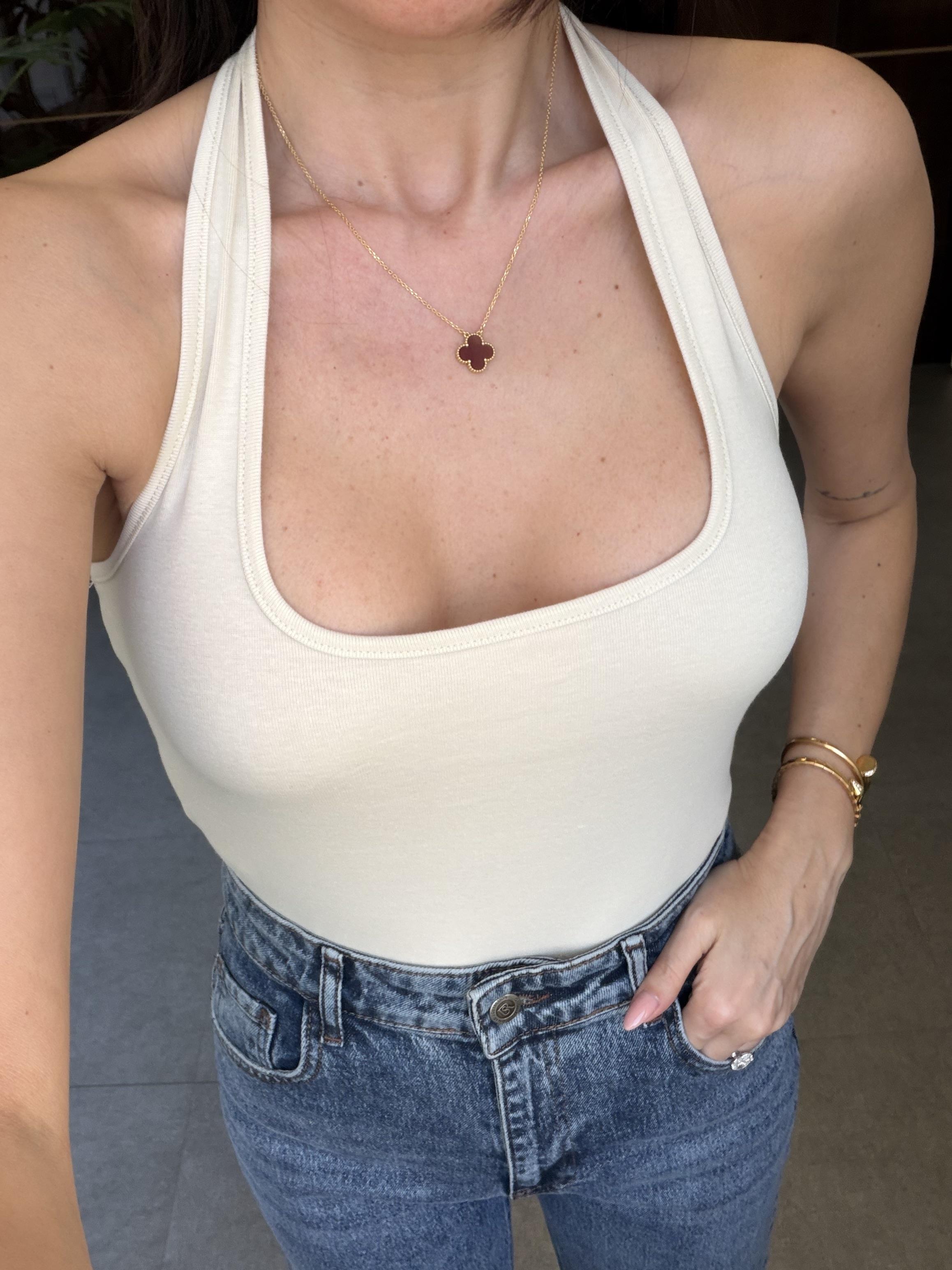 Bej Halter Kesim Fitted Bluz