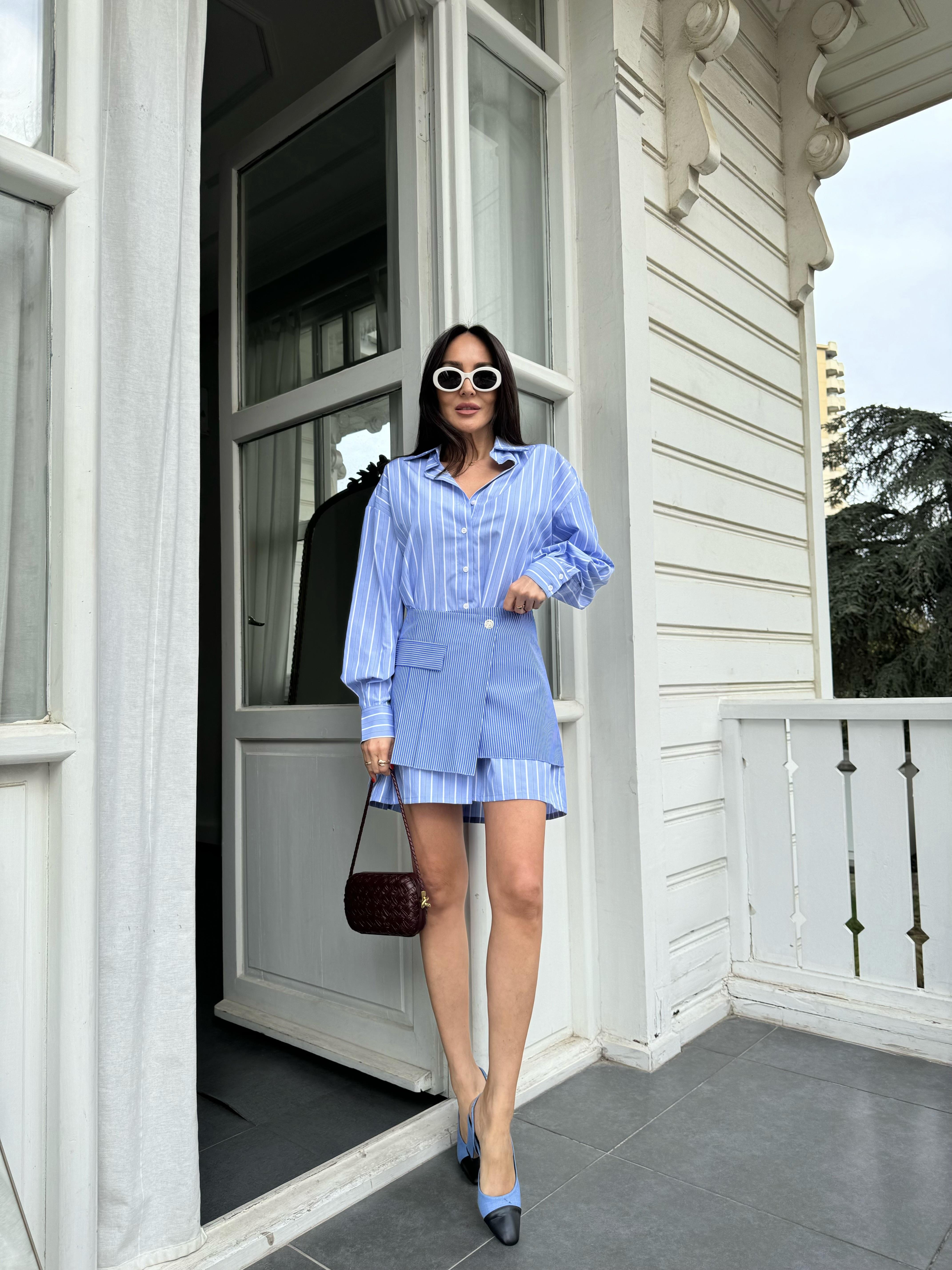 Beyaz-Mavi Çift Parça Görünümlü Çizgili Gömlek Elbise