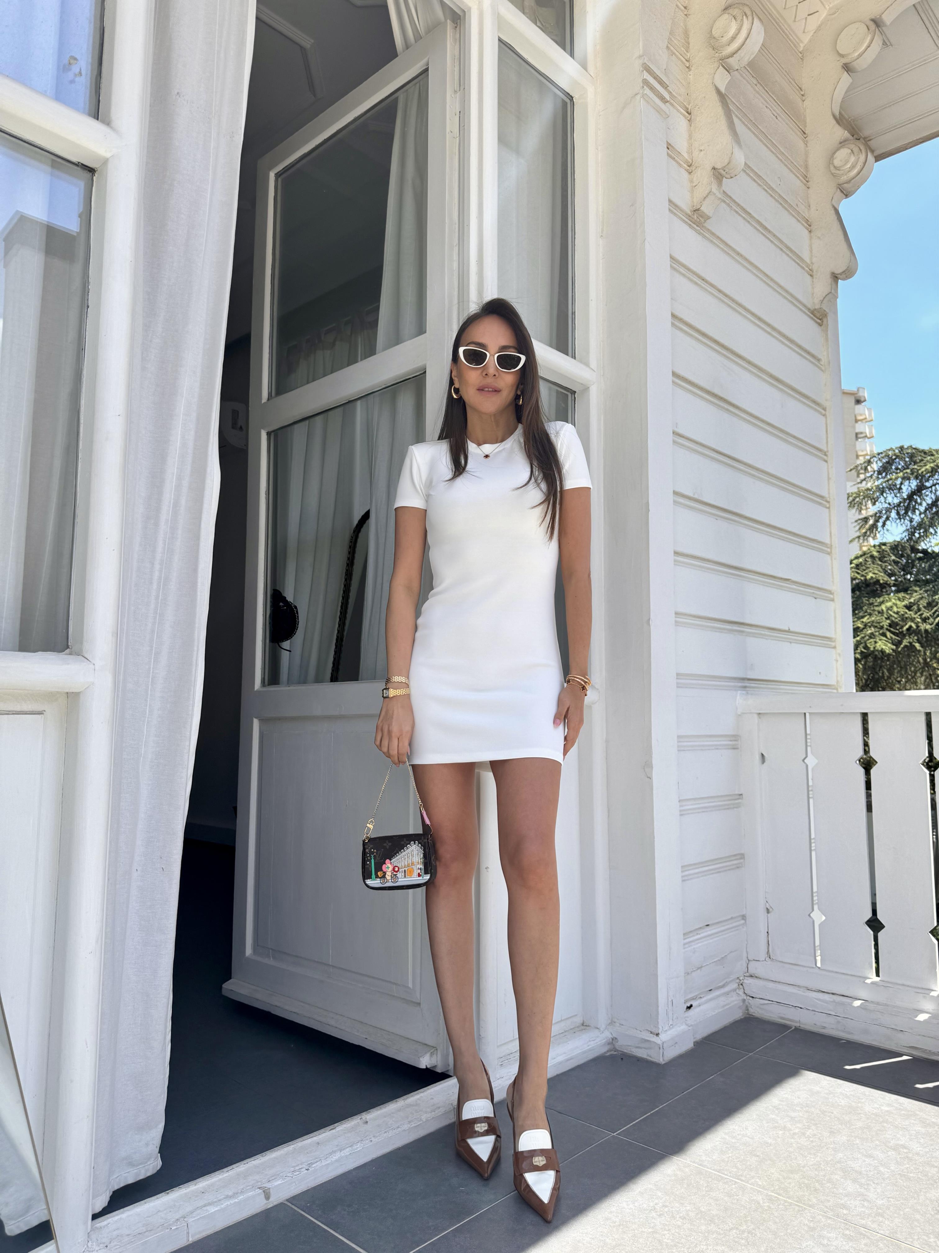 Beyaz Mini Likralı Elbise