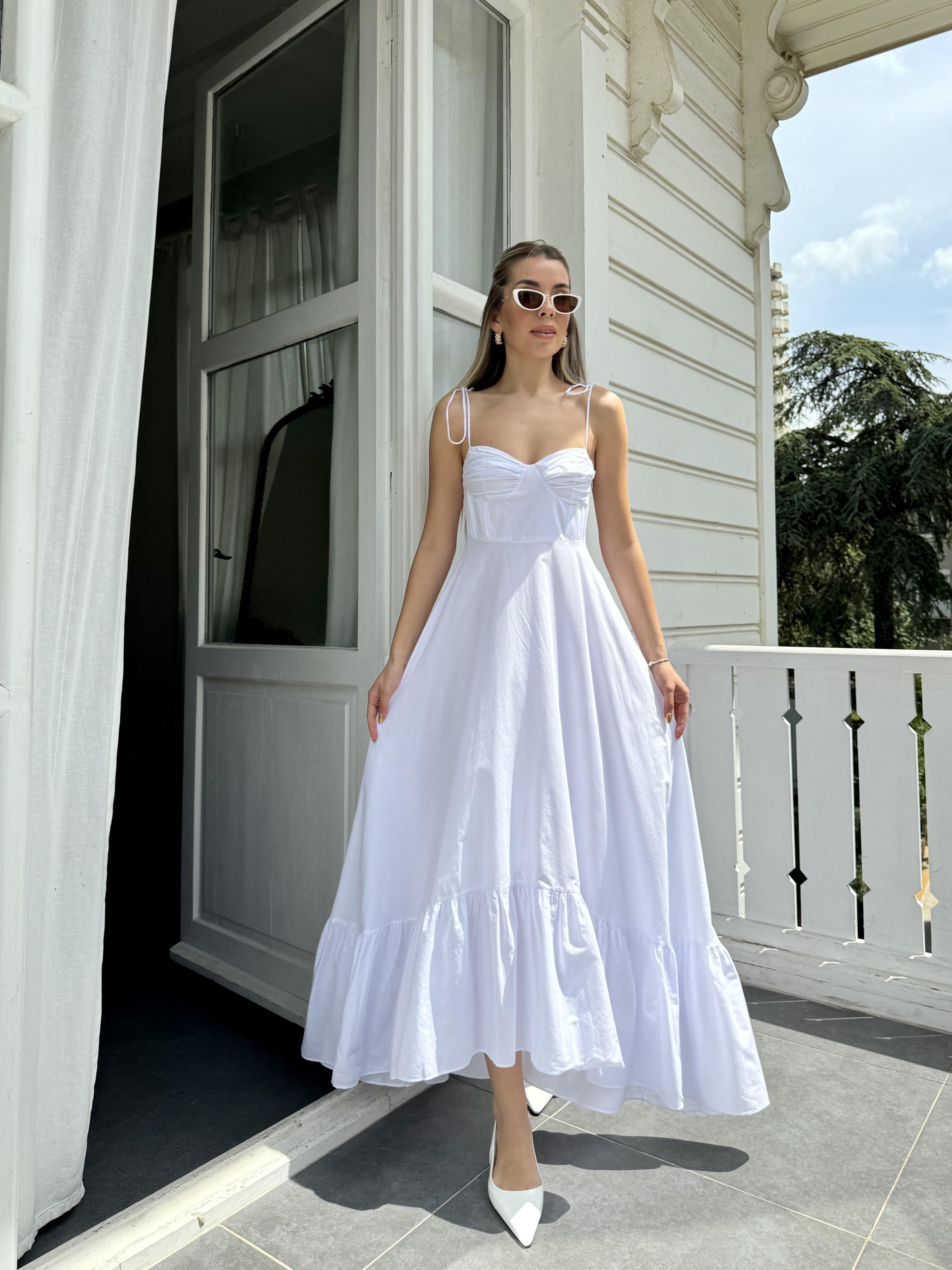 Beyaz Omuz Bağlamalı Maxi Boy Elbise