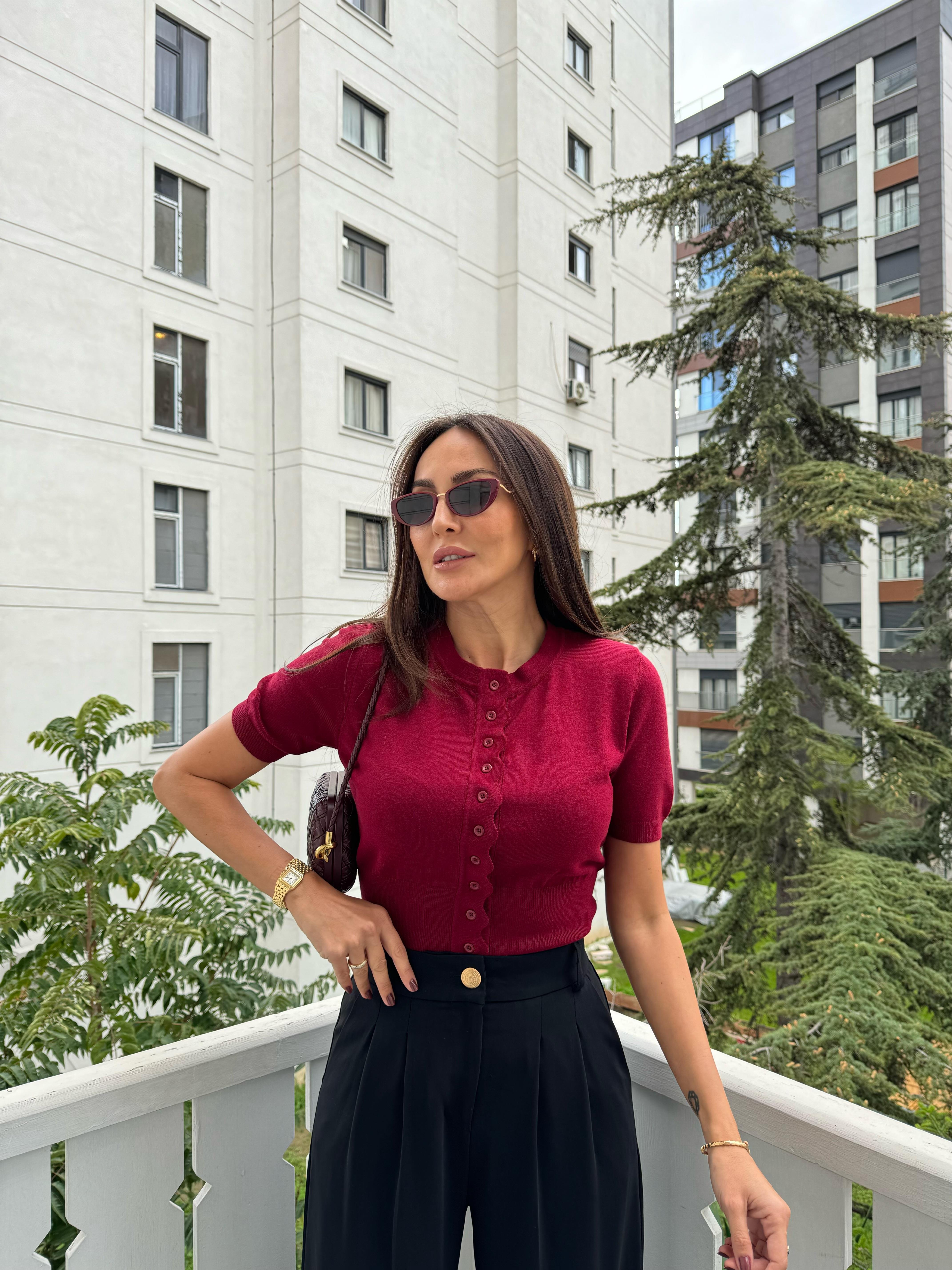 Bordo Bisiklet Yaka Düğmeli Triko Hırka