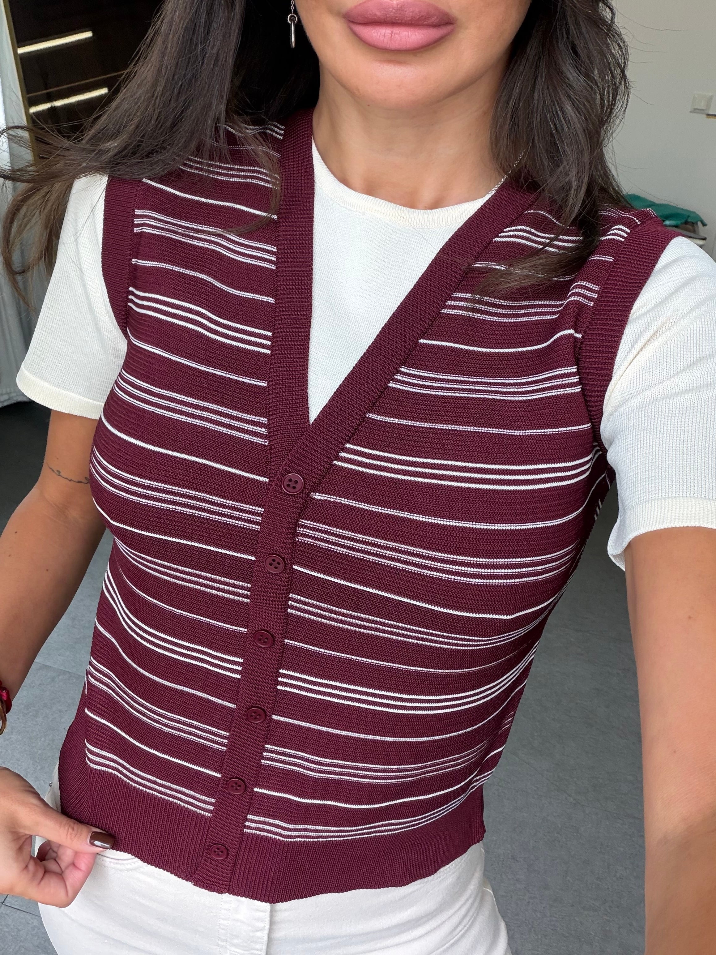 Bordo Çizgili Yelek Görünümlü Triko Bluz