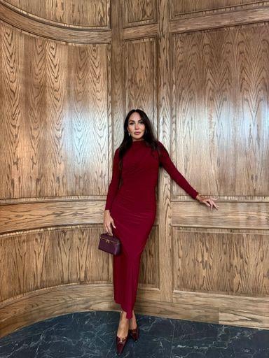 Bordo Drape Yaka Yırtmaçlı Uzun Elbise