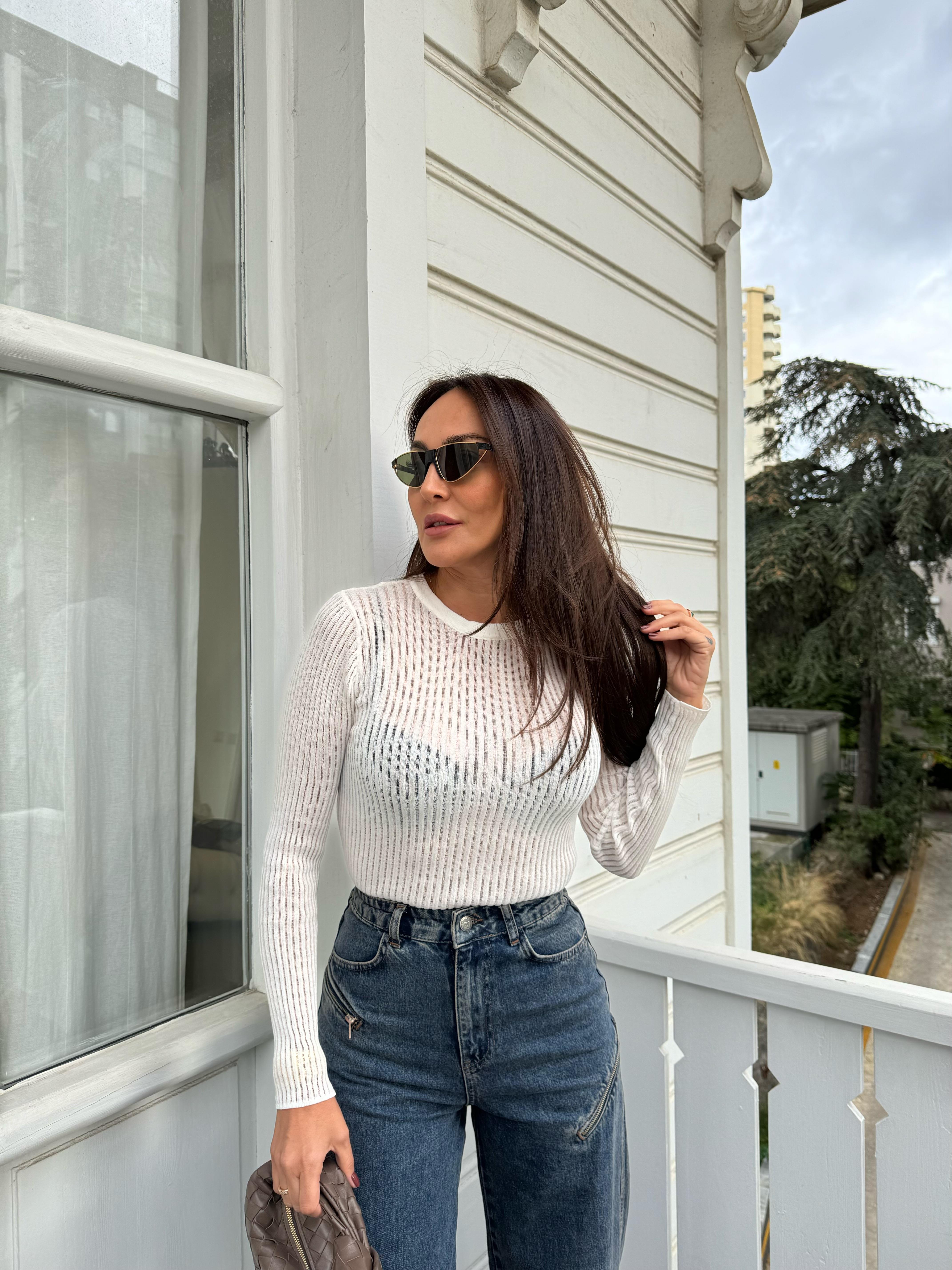 Ekru Bisiklet Yaka Transparan Triko