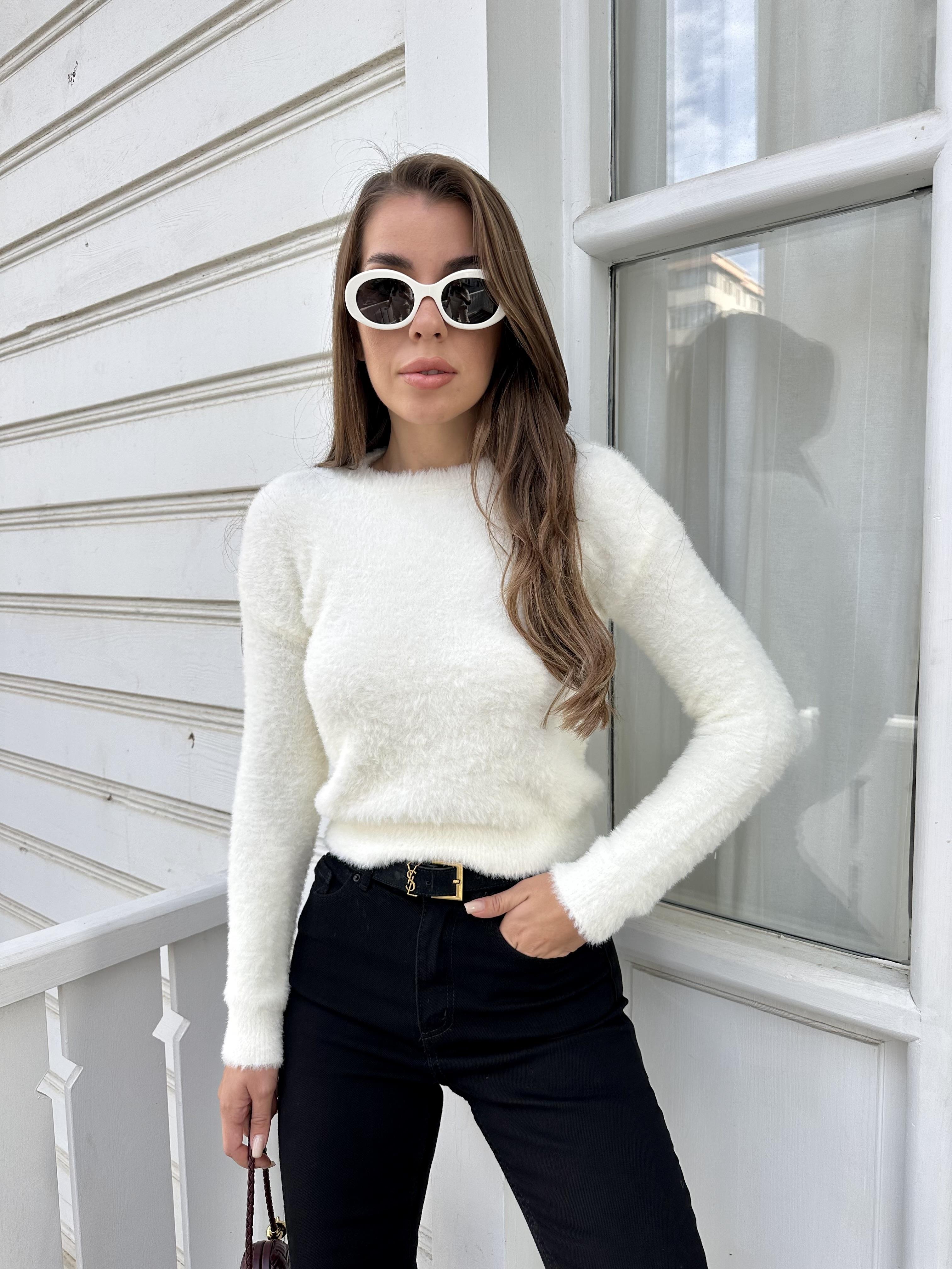 Ekru Bisiklet Yaka Yumuşak Dokulu Kazak