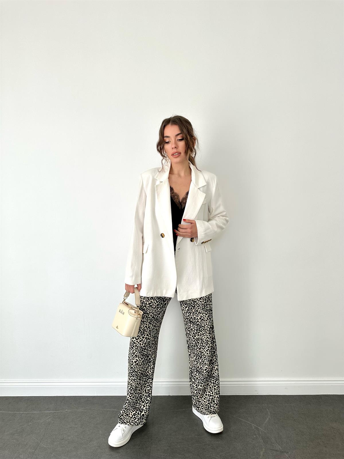 Ekru Keten Blazer Ceket · 2