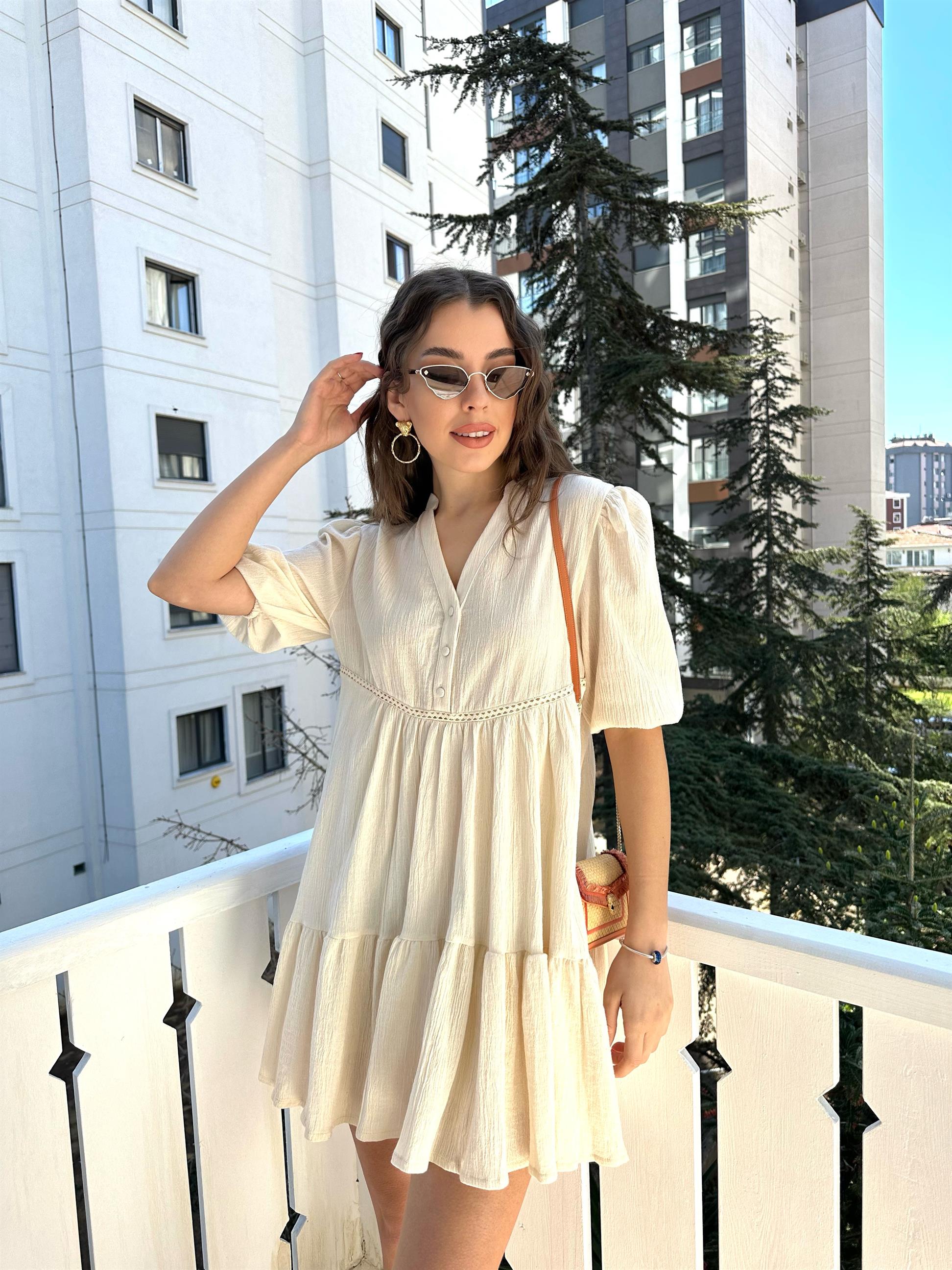 Ekru Kolu Eteği Büzgülü Elbise · 10