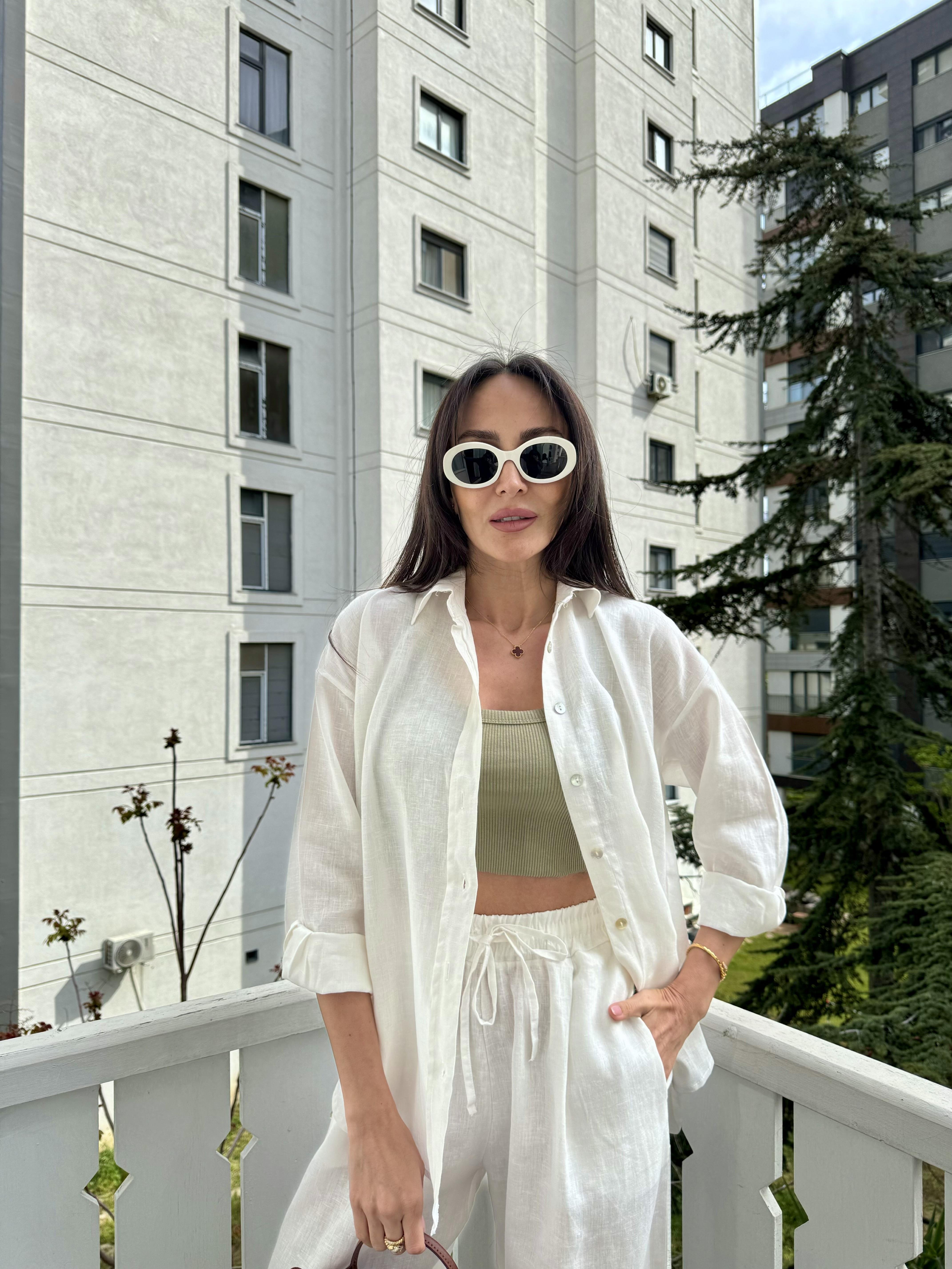 Ekru Rahat Kesim Keten Gömlek