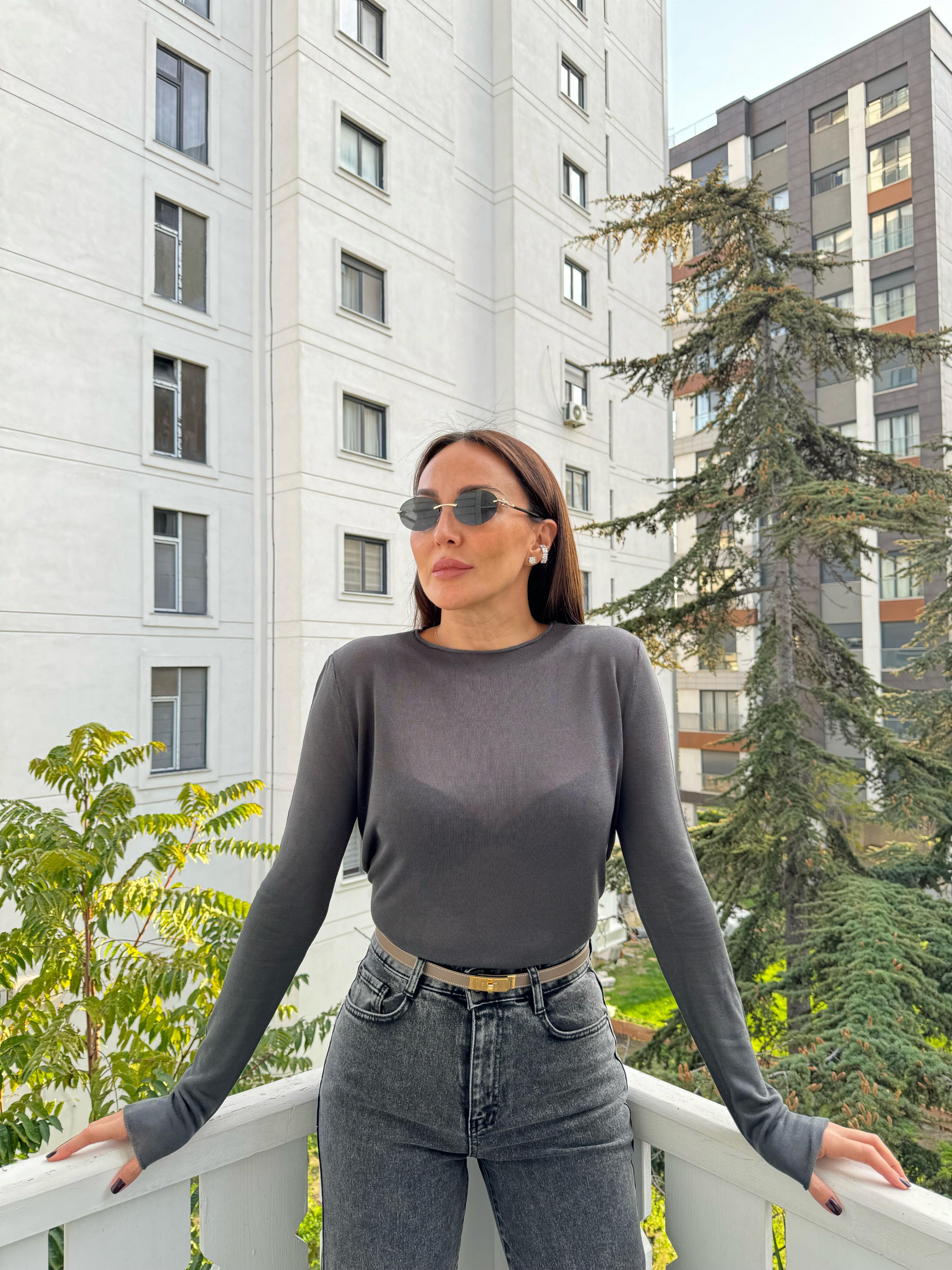 Füme Dik Yaka Yarı Transparan Triko