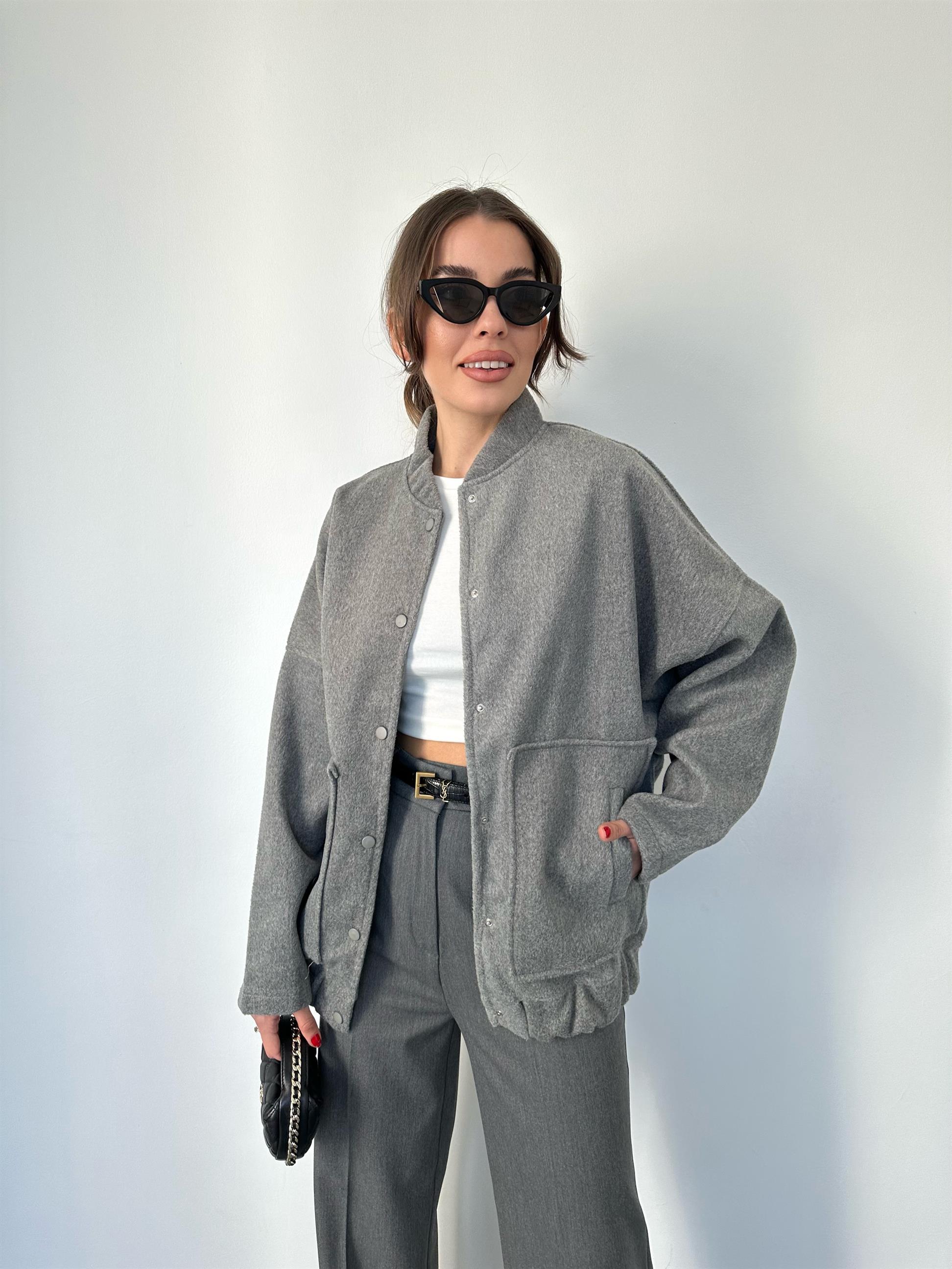 Gri Bomber Ceket · 10